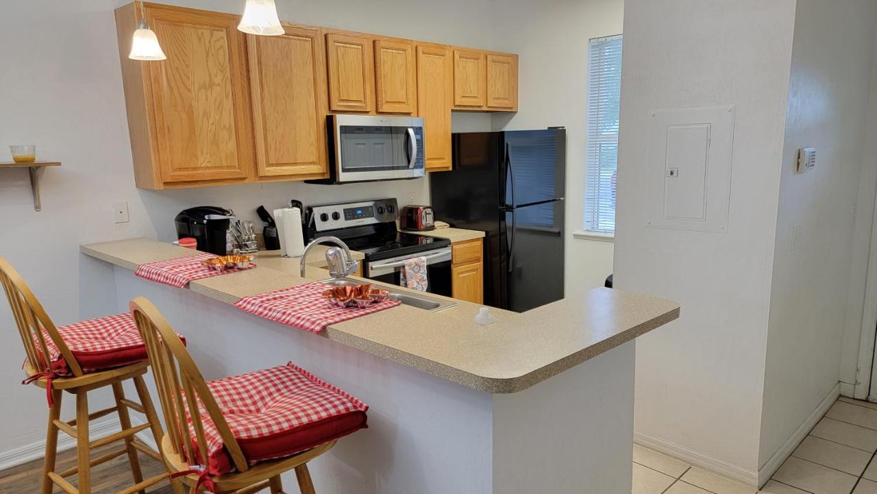 2 Master Suite Apartment Near North Florida Regional Med, Uf Health, & Mall Gainesville Buitenkant foto